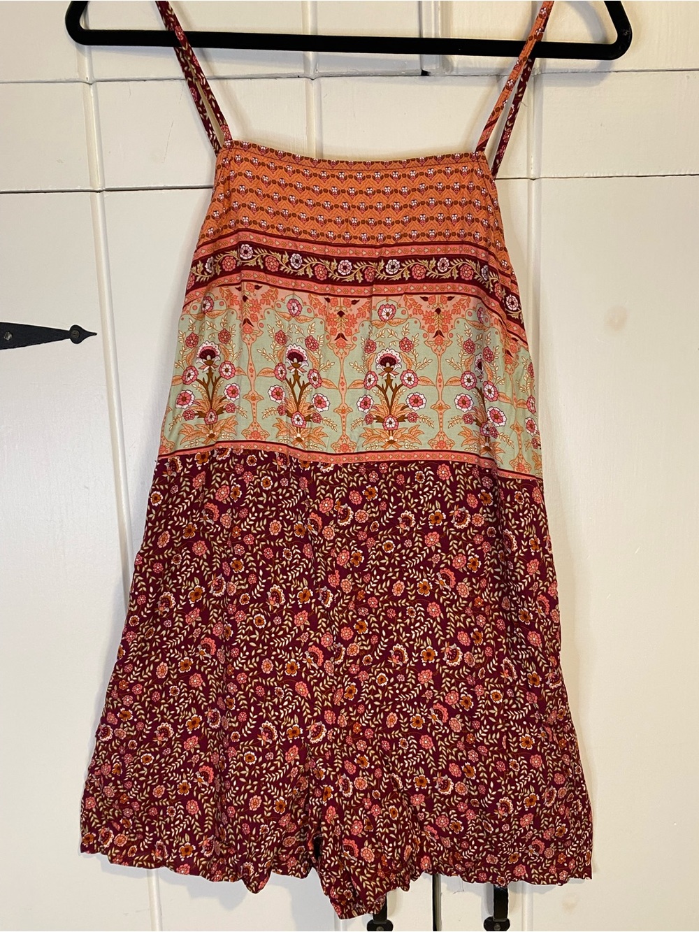 Cupshe Boho Pink, Burgundy & Mint Floral Patchwork Romper. PTP:17-18.5”. Small.